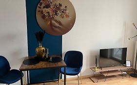 Apartment Mit Guten Anbindungen